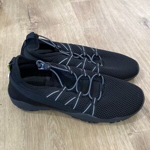 NEW Men’s All In Motion Max Water Shoes
